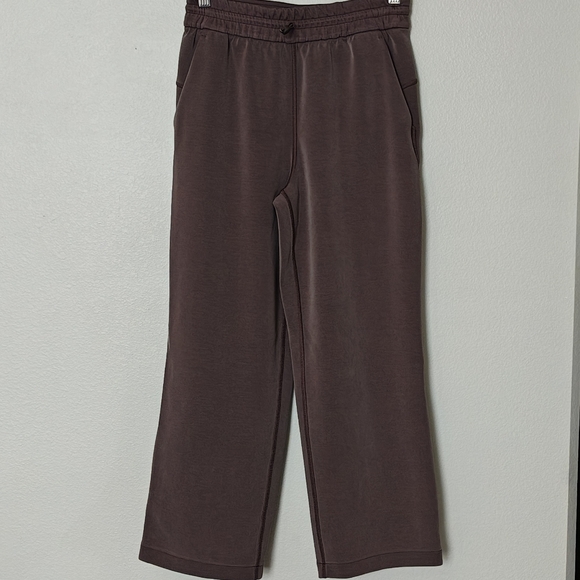 Lululemon Softstreme High-Rise Straight-Leg Cropped Pant - Picture 2 of 10